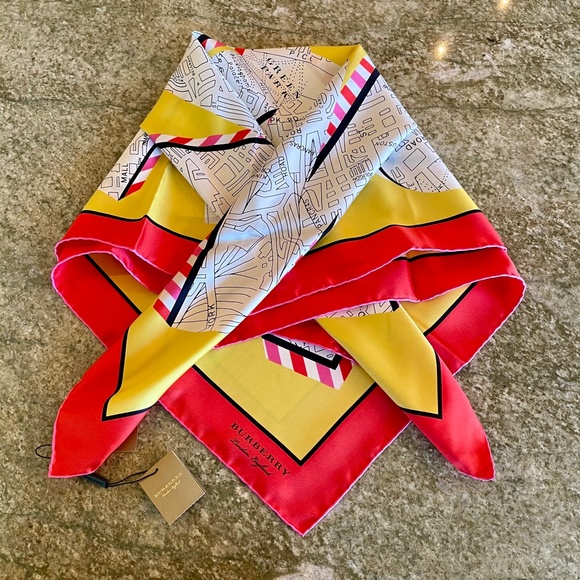 NWT - Burberry London Map Silk Scarf - Box Included - Picture 2 of 14